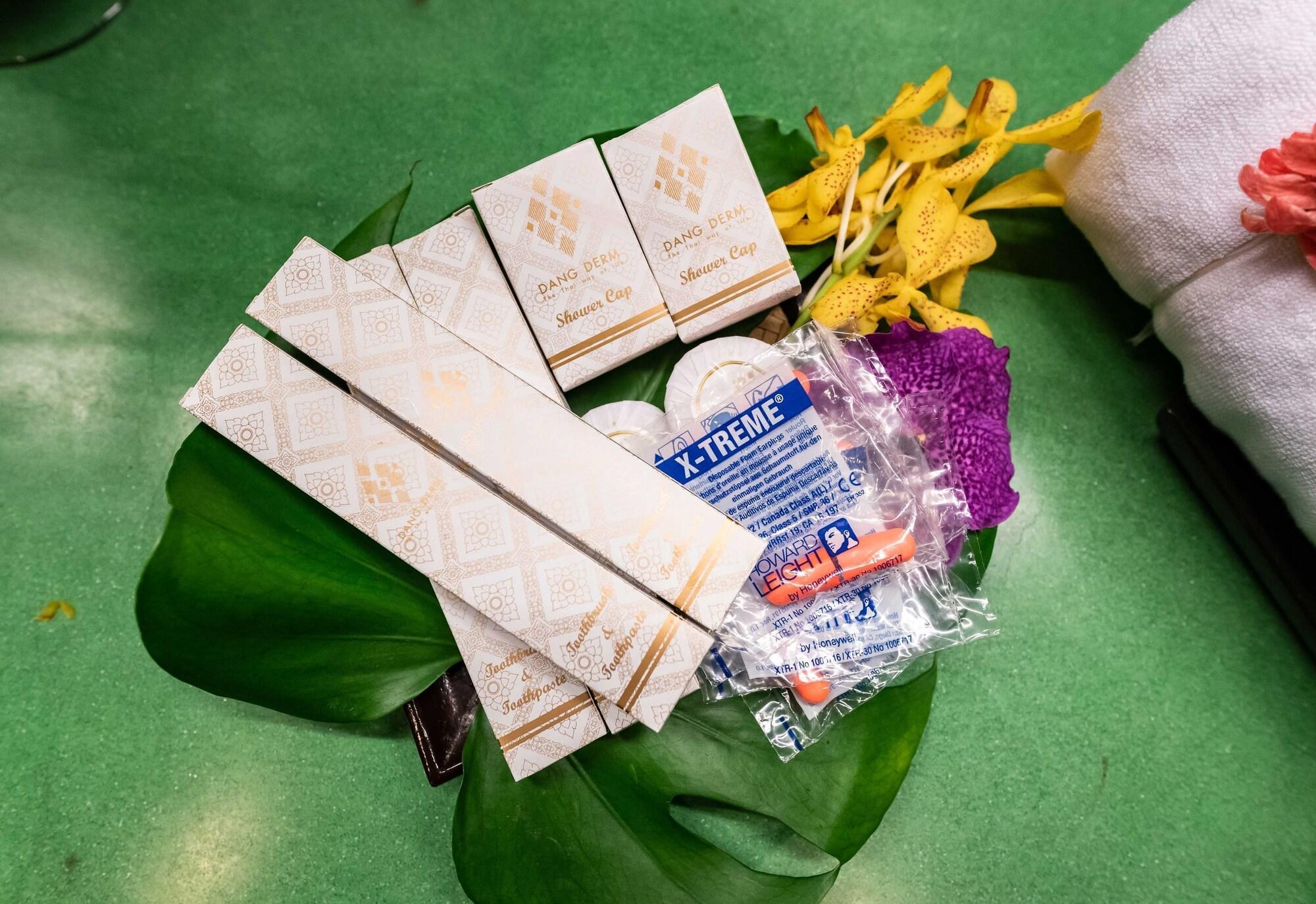 Dang Derm Khaosan Hotel Bangkok Ngoại thất bức ảnh